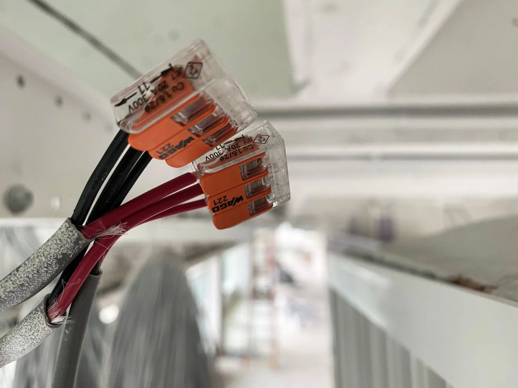 LED控制卡与电源适配指南:重庆地区显示屏装配常见问题解析正文配图 1